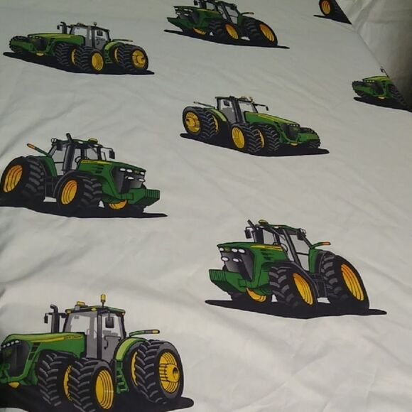 John Deere License Tractor Print Twin Fitted and Flat Sheet Bedding Set - Picture 1 of 13